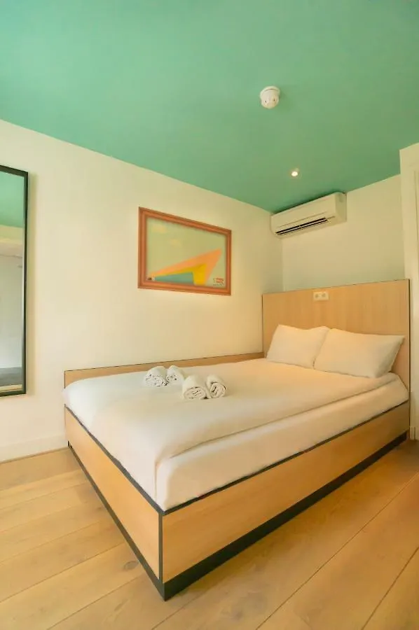 Sparks Hostel Rotterdam Netherlands