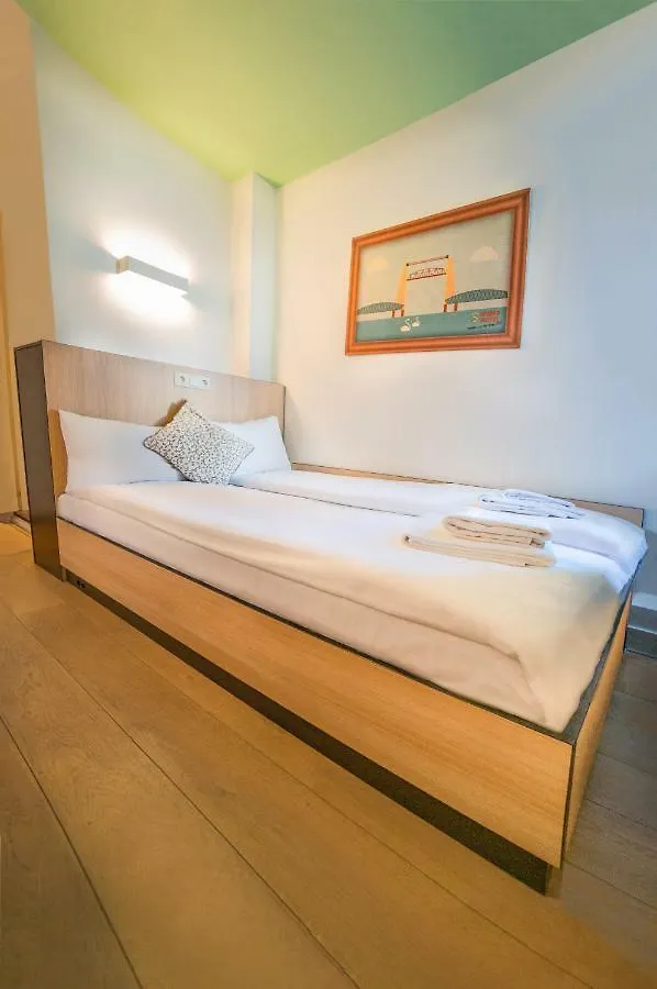Sparks Hostel Rotterdam